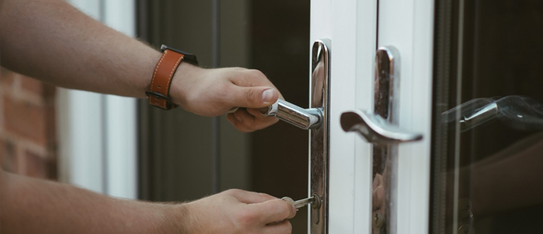 24 hour key locksmith Newark
