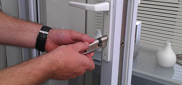 Commercial Door Lock Repair in Newark